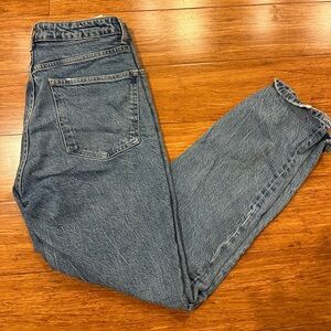 Like new Zara straight jeans